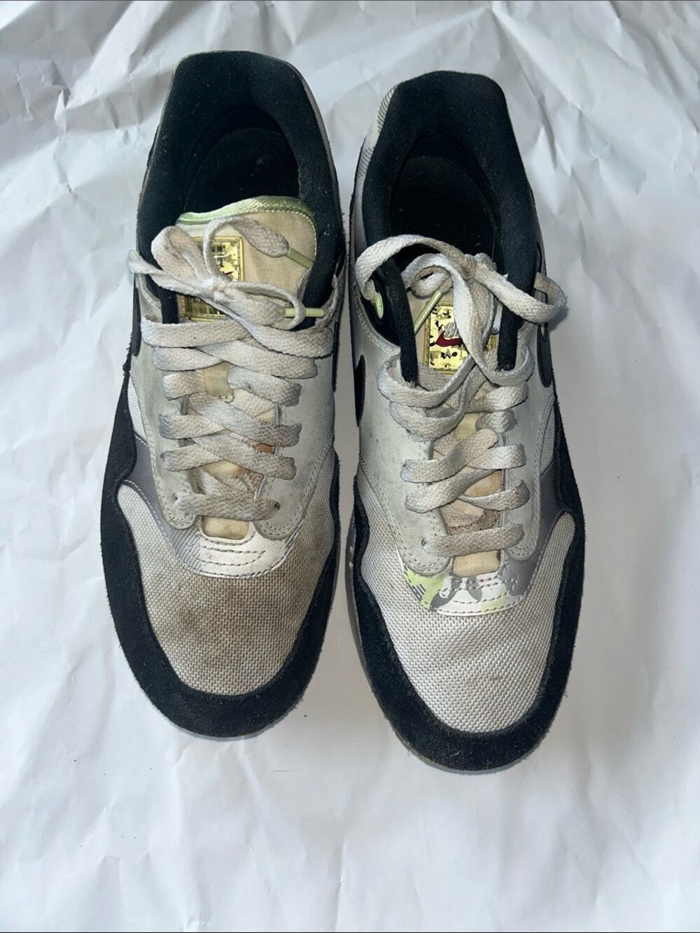 Nike Men’s Low-Top Sneakers in Black, Gray and White